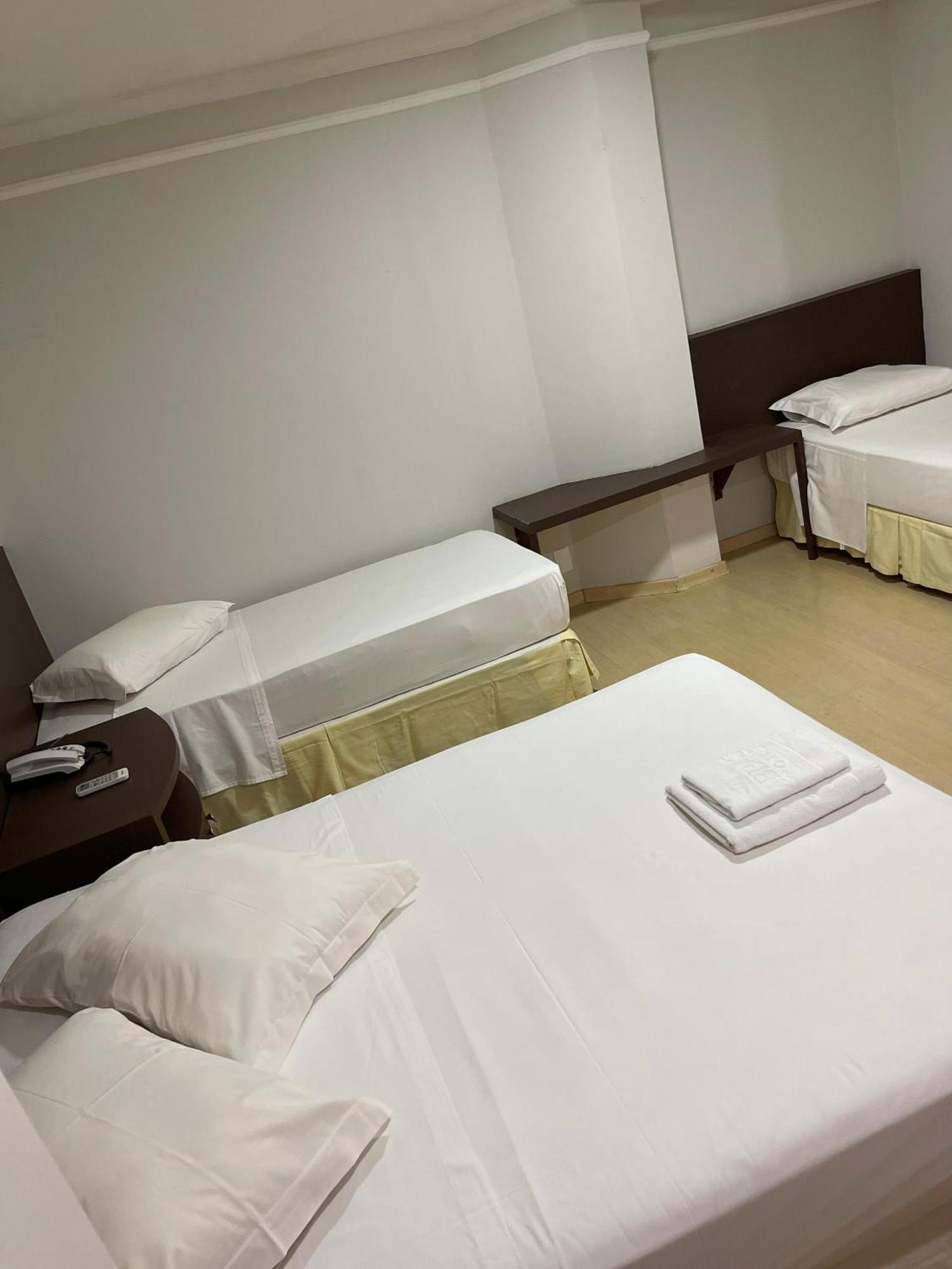 Abbas Hotel Uberlândia エクステリア 写真