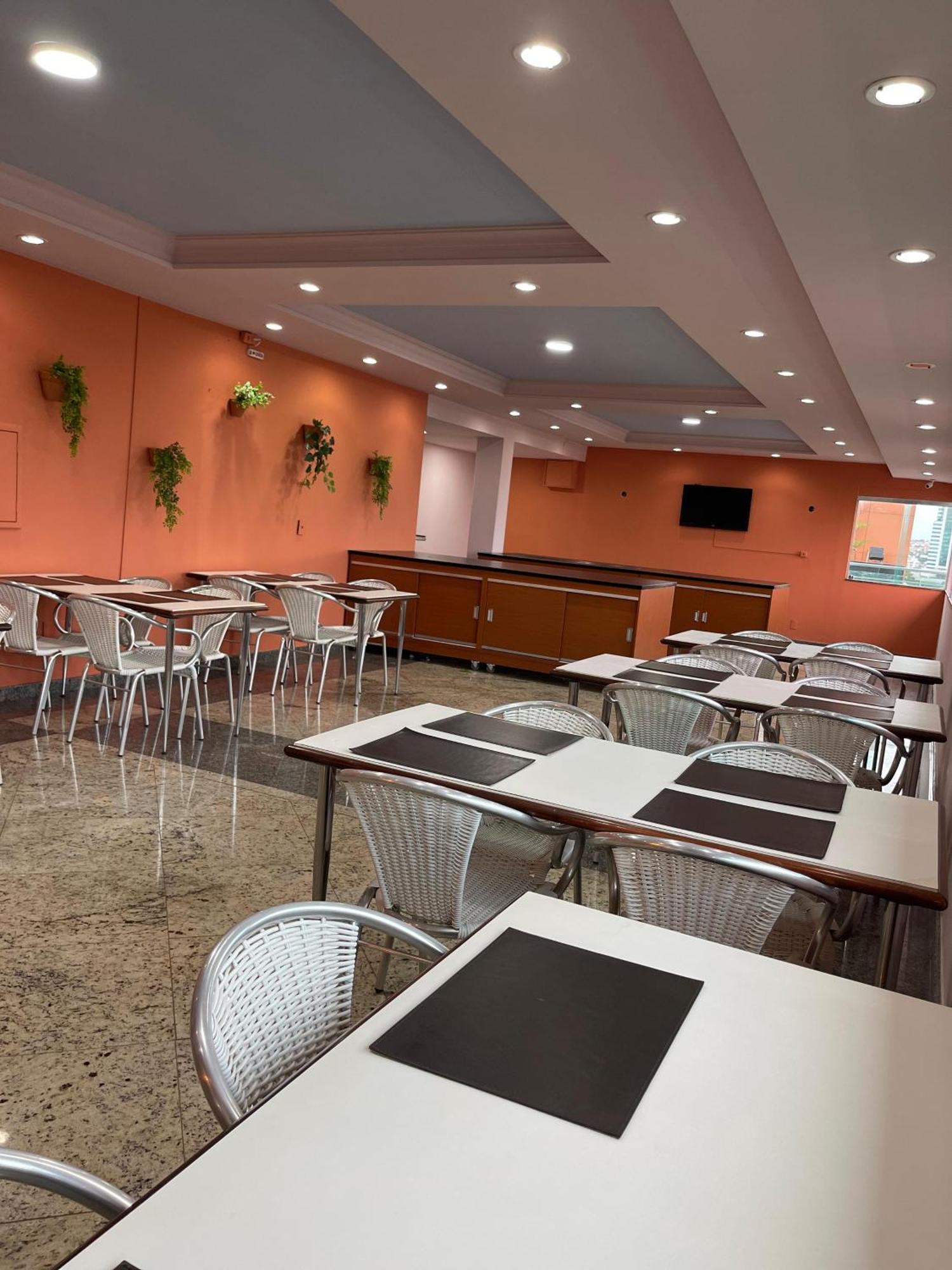 Abbas Hotel Uberlândia エクステリア 写真