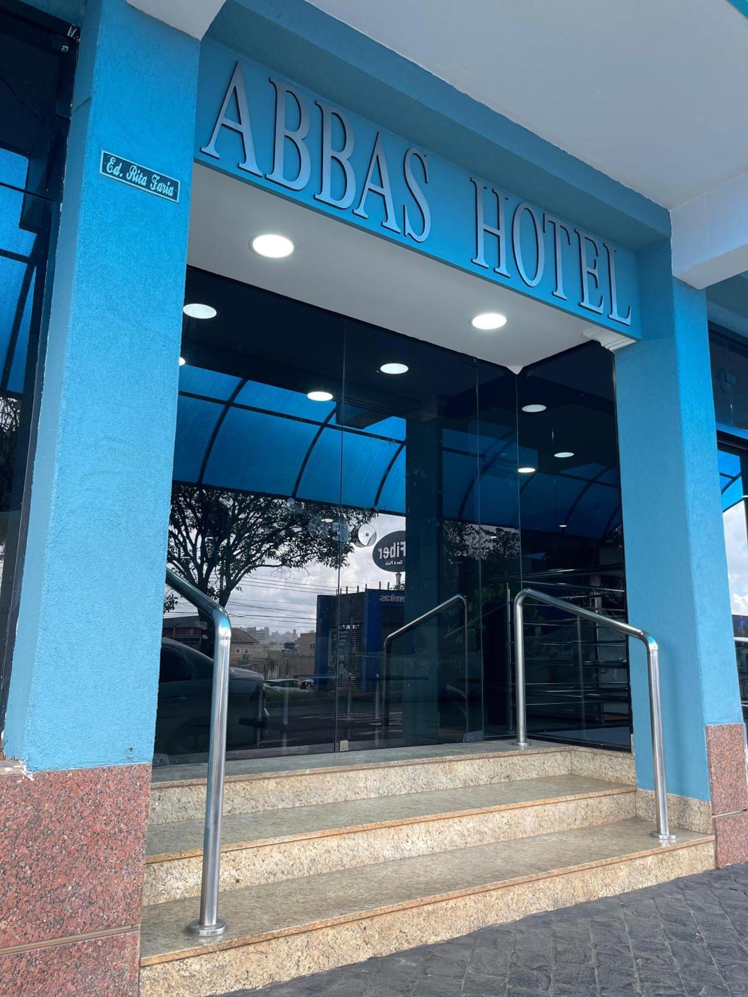 Abbas Hotel Uberlândia エクステリア 写真