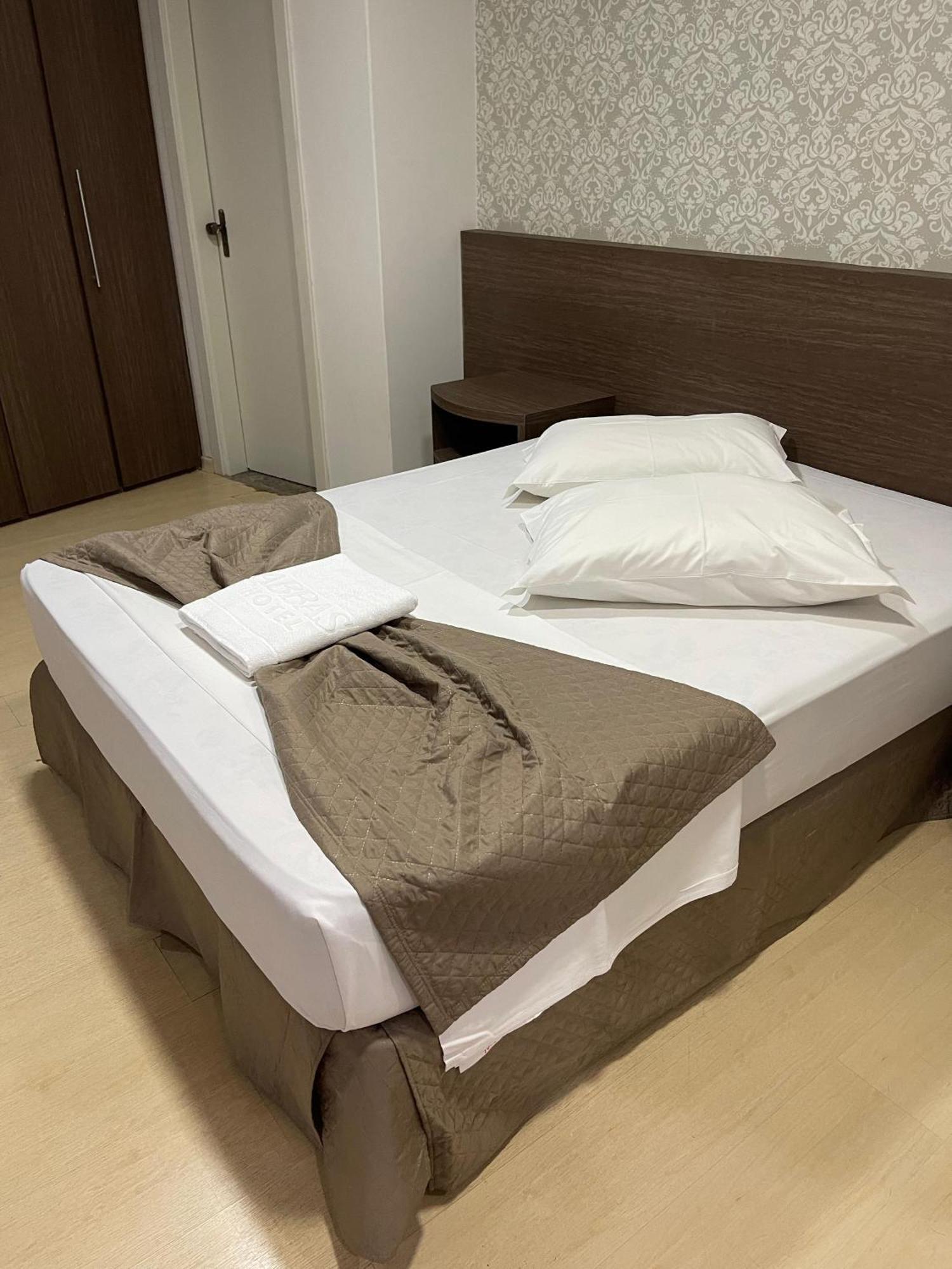 Abbas Hotel Uberlândia エクステリア 写真