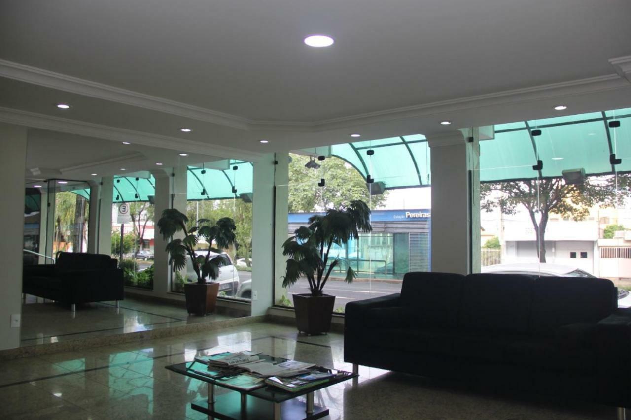 Abbas Hotel Uberlândia エクステリア 写真
